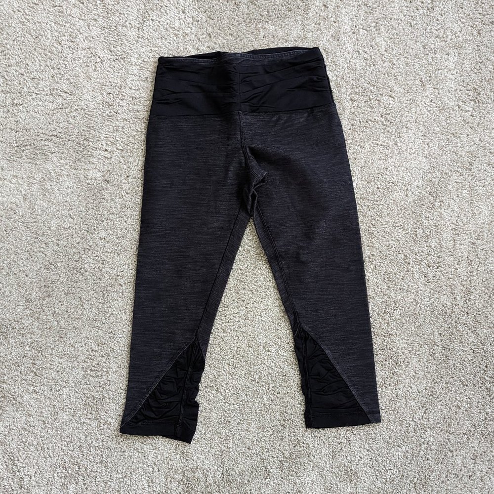 lululemon Capris - Black & Space Dye